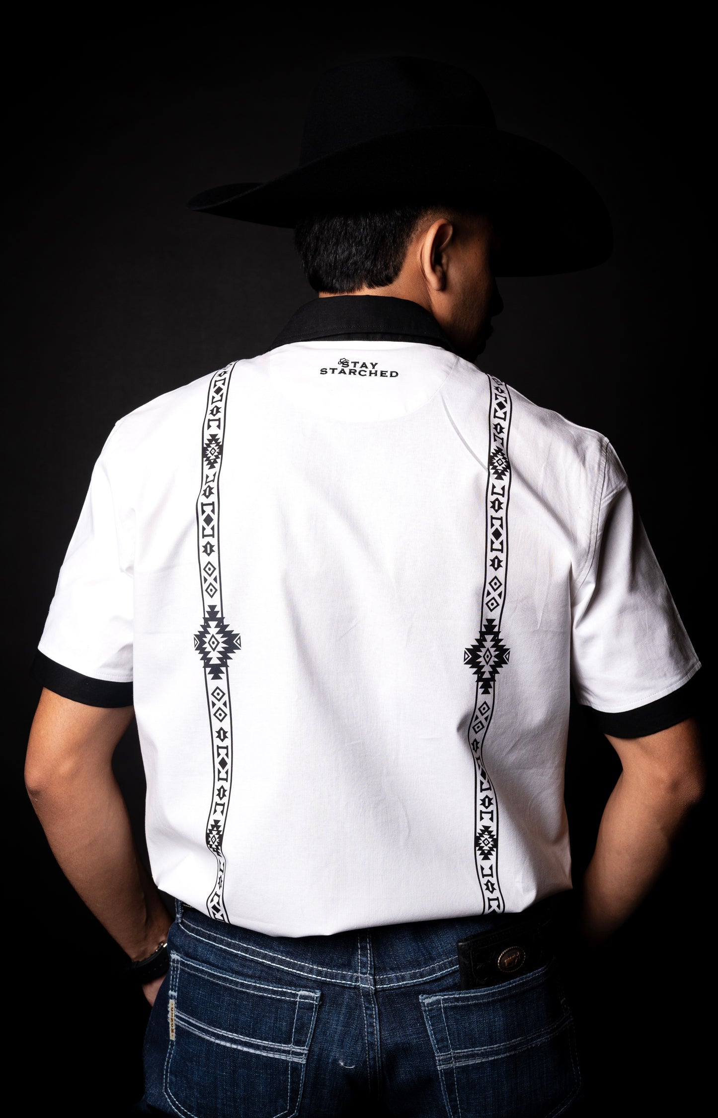 WHITE STRIPE AZTEC