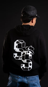 BLACK HOODIE X BRONZE PASS= 400 ENTRIES