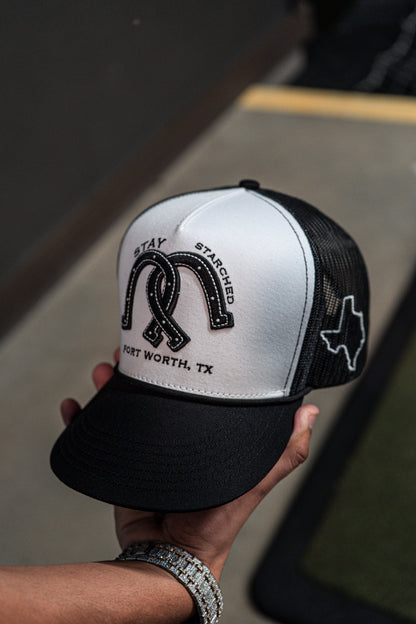 BLACK & WHITE HORSE SHOE SS CAP
