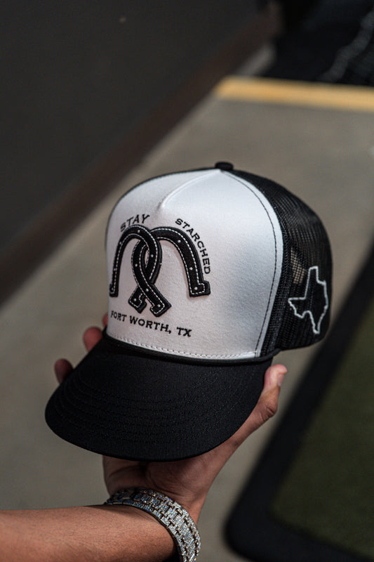 BLACK & WHITE HORSE SHOE SS CAP