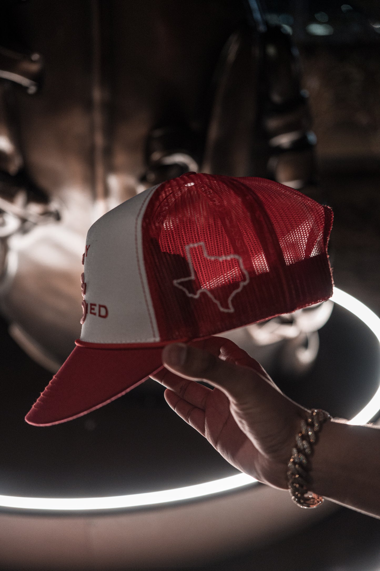 RED & WHITE "SS" CAP